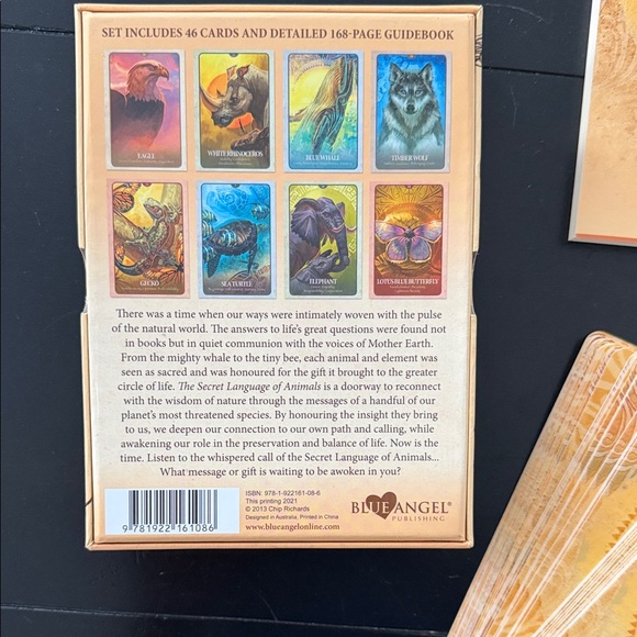 Secret Language of Animals Oracle Cards - Brown and Orange - Picture 3 of 4